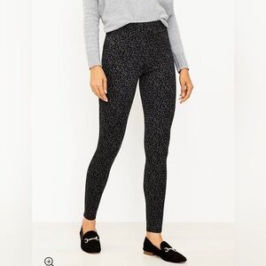Loft Leopard Pull On Ponte‎ Pants | Small